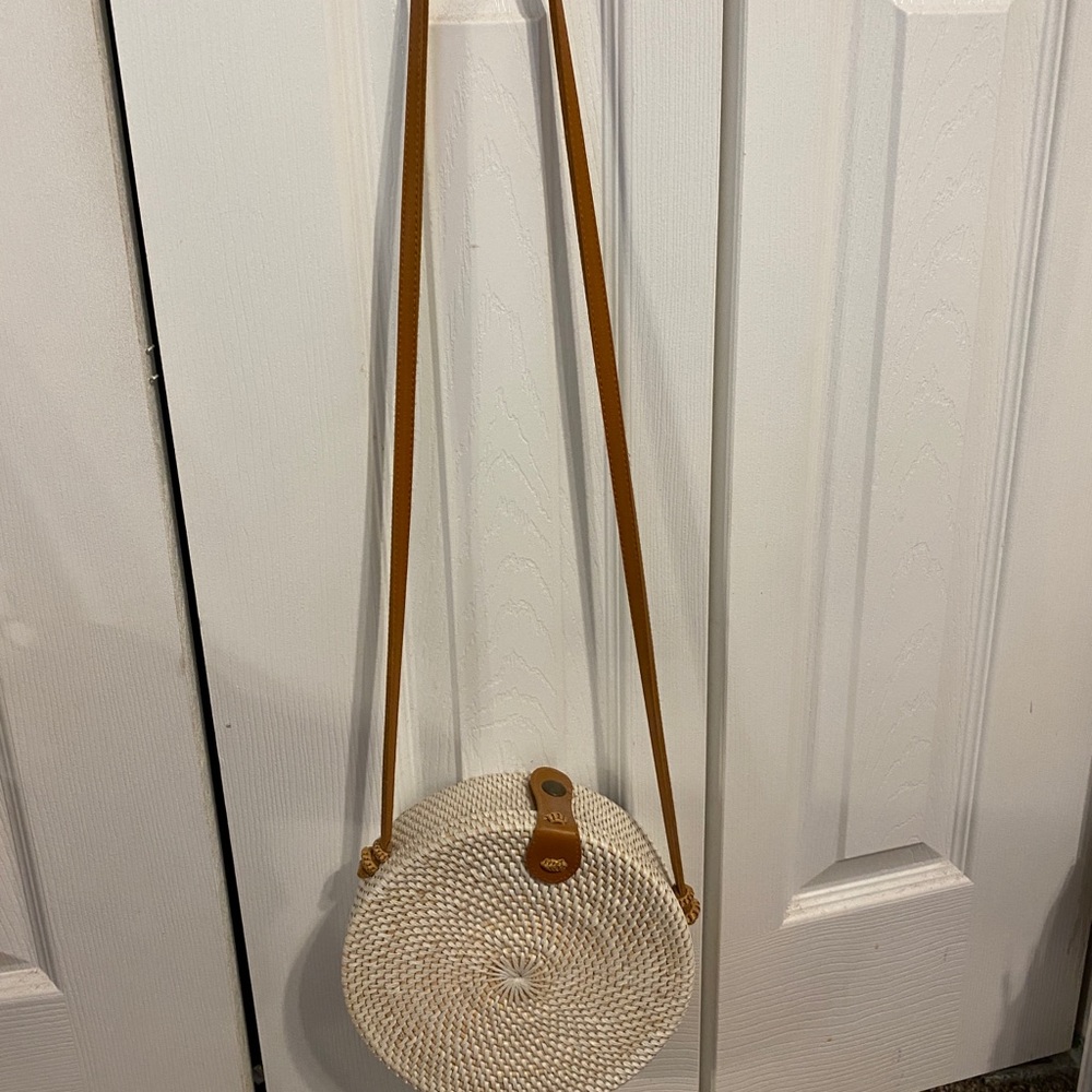 Cross body bag